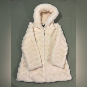 Liz Claiborne Jackets & Coats | Liz Claiborne Faux Fur Hooded Coat